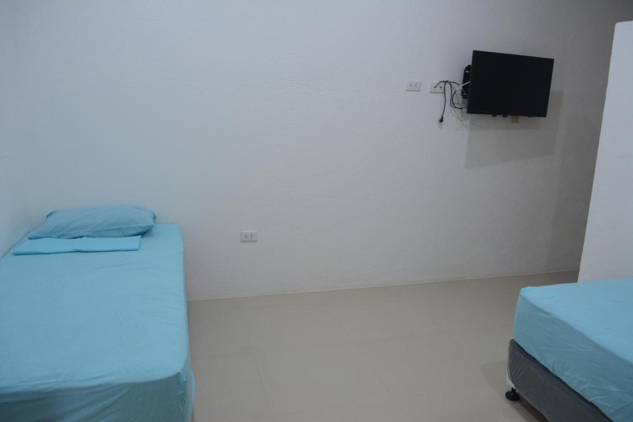 Sergi'S Resort And Hotel Palompon Exterior photo